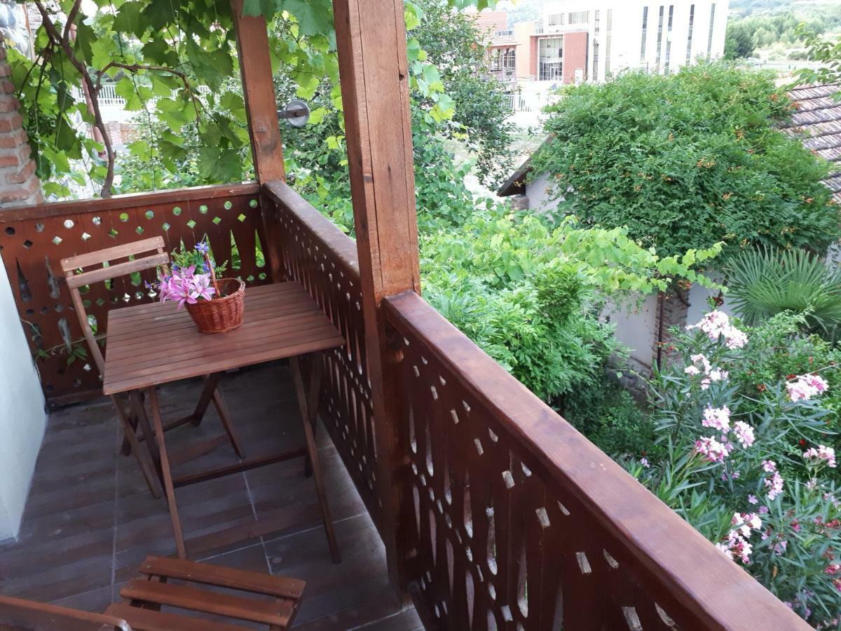 Old House Apartment With Garden Area Mtsʼkhetʼa Exterior foto