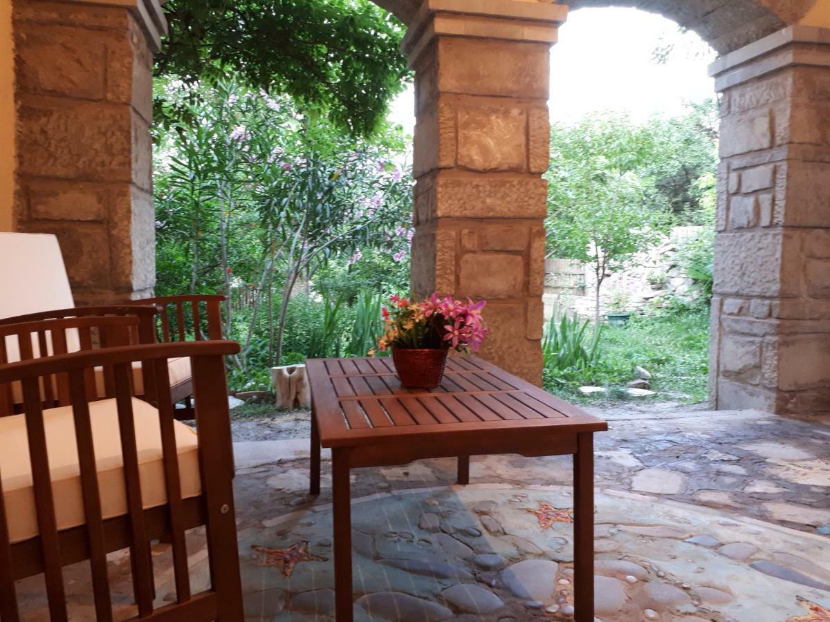 Old House Apartment With Garden Area Mtsʼkhetʼa Exterior foto
