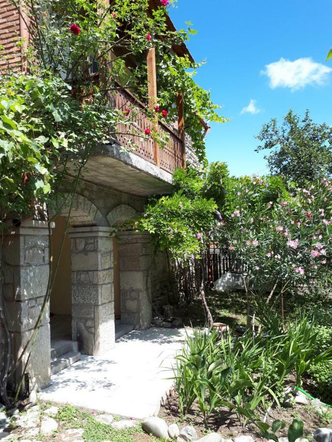Old House Apartment With Garden Area Mtsʼkhetʼa Exterior foto